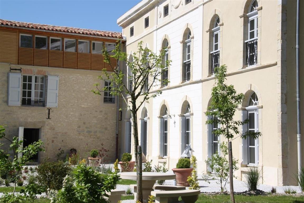 Le Gite Du Chateau Auriac-sur-Vendinelle Bagian luar foto